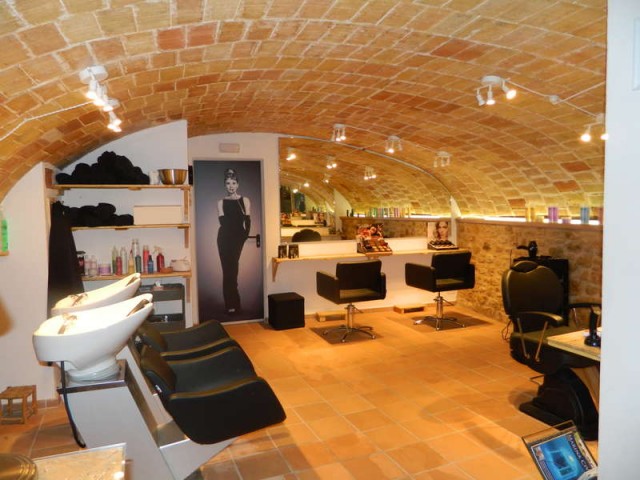 Perruqueria i Barberia S. Marès - Activitats - Galliners